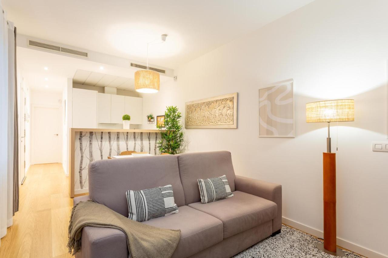 Mit House Ayala En Madrid Apartment Bagian luar foto
